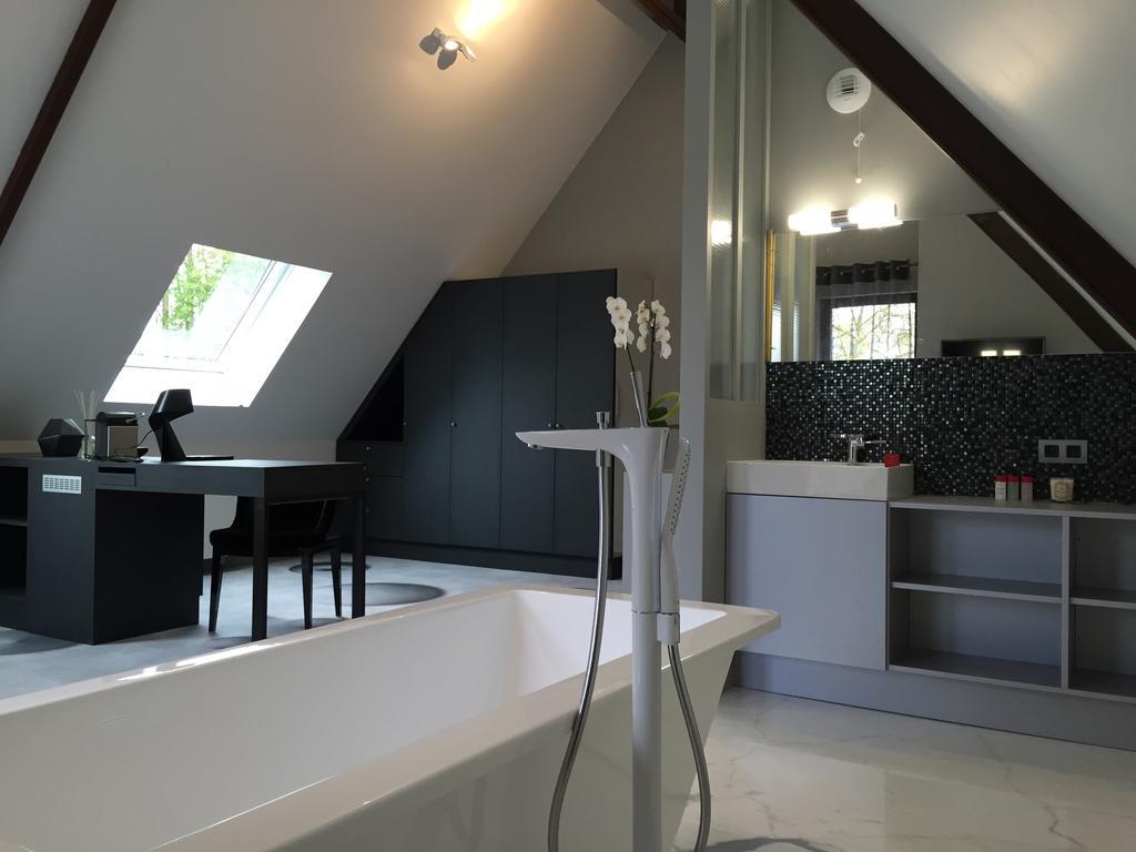Le Domaine Des Loups Hotel Souchez Eksteriør billede